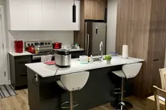 1 chambre - 800 pi2