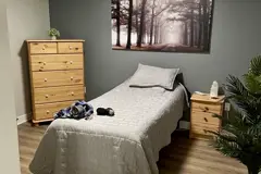 1 chambre - 800 pi2