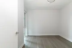 1 chambre + alcôve + 1 salle de bain